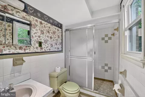 Bath - 3208 Accolade Dr, Clinton, MD 20735 photo 3 of 3