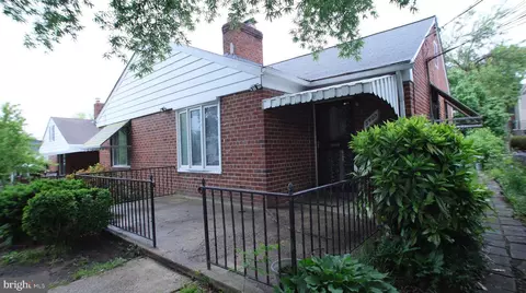 5407 Sargent Rd, Hyattsville, MD 20782