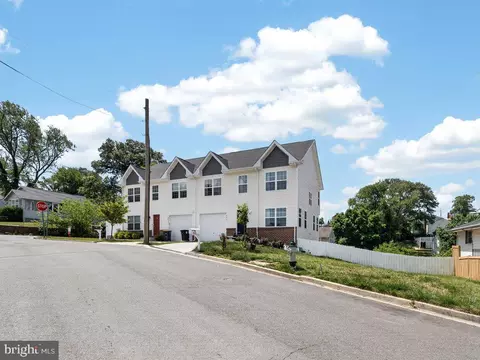 4831 Gunther St, Capitol Heights, MD 20743