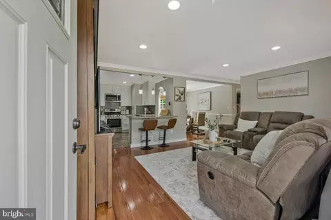 Entry Way - 7219 Kidmore Ln, Lanham, MD 20706 photo 1 of 4