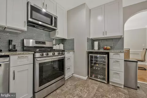 Kitchen - 7219 Kidmore Ln, Lanham, MD 20706 photo 5 of 5