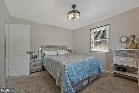 Bedroom - 7219 Kidmore Ln, Lanham, MD 20706 photo 6 of 7
