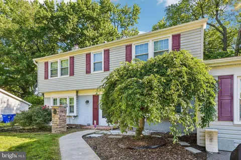 2225 Harwood Ln, Bowie, MD 20716