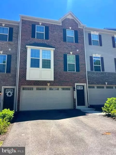 8805 Sybil Ln, Marlboro, MD 20772