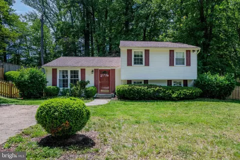 12601 Sturdee Dr, Marlboro, MD 20772