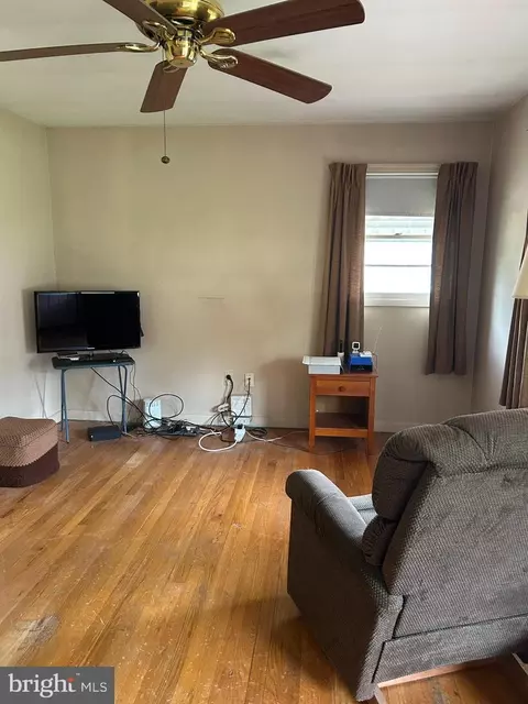 Living - 9015 Spring Acres Rd, Clinton, MD 20735 photo 1 of 1