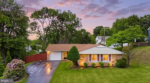2404 Keyberry Ln, Bowie, MD 20715