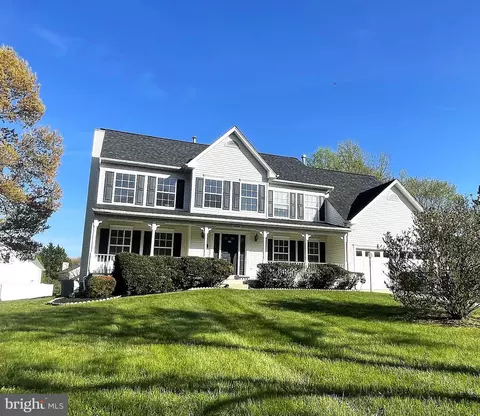 16108 Arrowroot Ct, Bowie, MD 20716