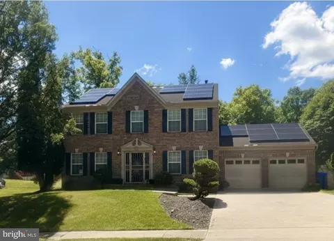 8811 Gladeside Dr, Clinton, MD 20735