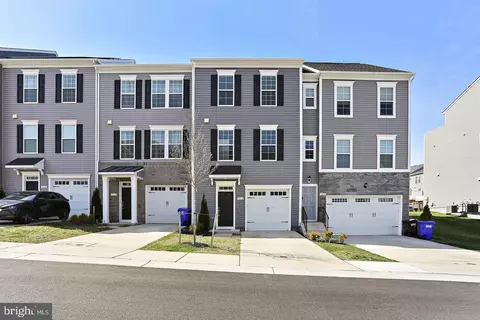1016 Highpoint Trl, Laurel, MD 20707