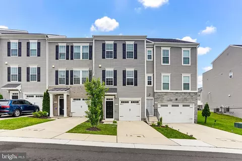 1016 Highpoint Trl, Laurel, MD 20707