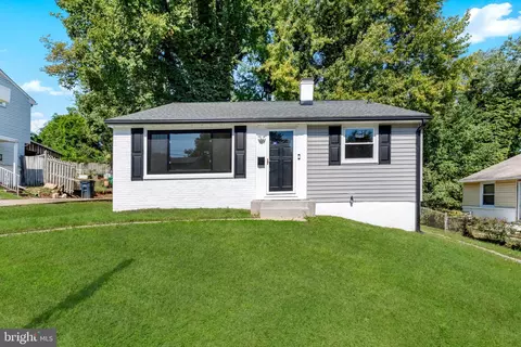 506 Barrymore Dr, Oxon Hill, MD 20745