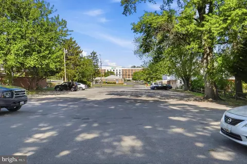 Exterior - 14405 Baltimore Ave, Laurel, MD 20707 photo 6 of 9