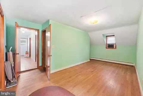 Bedroom - 14405 Baltimore Ave, Laurel, MD 20707 photo 6 of 8