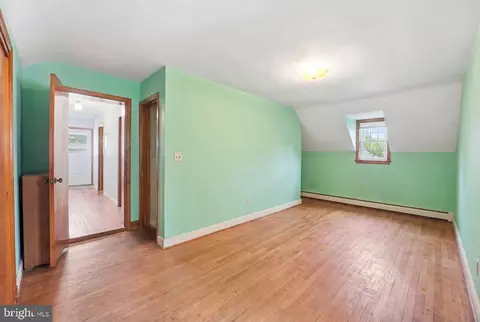 Bedroom - 14405 Baltimore Ave, Laurel, MD 20707 photo 7 of 8