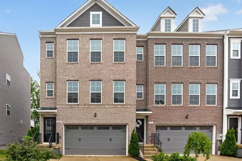 2724 Lewis And Clark Ave, Marlboro, MD 20774