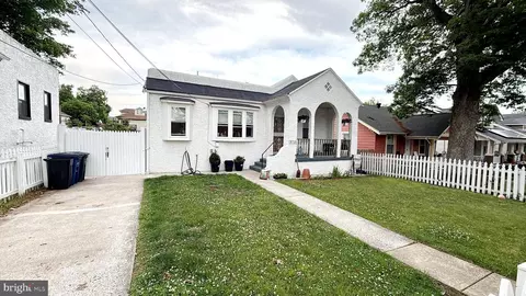3715 37th Pl, Brentwood, MD 20722