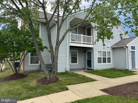 8707 Grasmere Ct #8707, Fort Washington, MD 20744