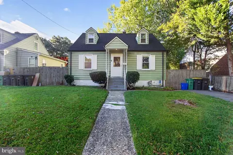 5822 31st Pl, Hyattsville, MD 20782