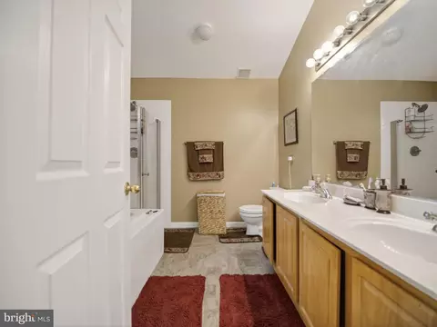 Bath - 10105 Milwaukee Ct, Largo, MD 20774 photo 2 of 3