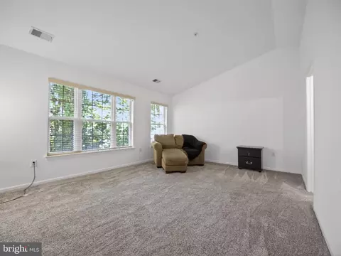 Living - 10105 Milwaukee Ct, Largo, MD 20774 photo 4 of 6