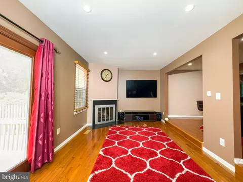 Living - 6920 Scotch Dr, Laurel, MD 20707 photo 3 of 4