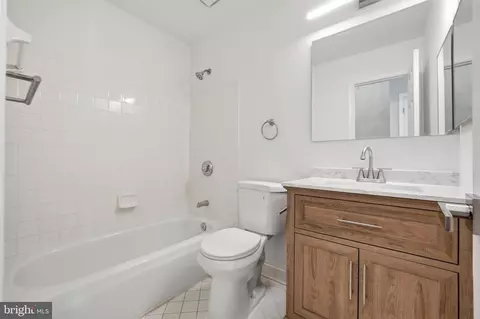 Bath - 1975 Beecham Ct, Bowie, MD 20721 photo 3 of 3