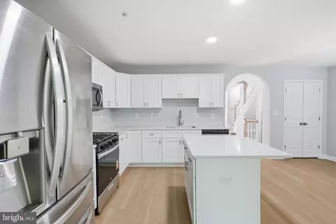 Kitchen - 1975 Beecham Ct, Bowie, MD 20721 photo 2 of 2