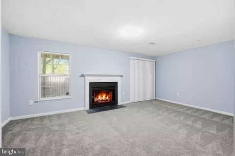 Living - 1975 Beecham Ct, Bowie, MD 20721 photo 6 of 8