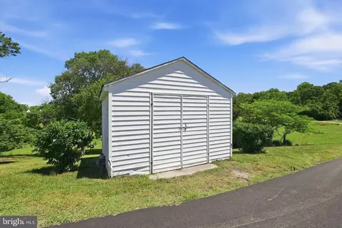 Exterior - 15701 Bald Eagle School Rd, Brandywine, MD 20613 photo 9 of 12