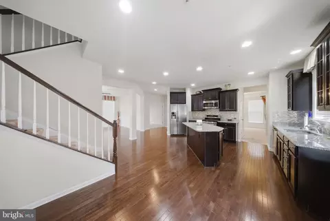Entry Way - 9617 Byward Blvd, Bowie, MD 20721 photo 3 of 8