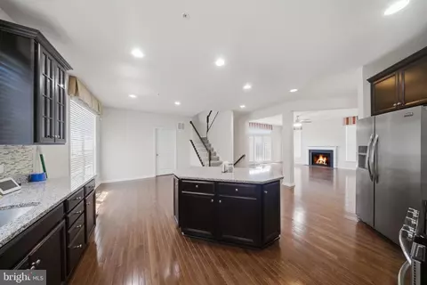 Entry Way - 9617 Byward Blvd, Bowie, MD 20721 photo 2 of 8