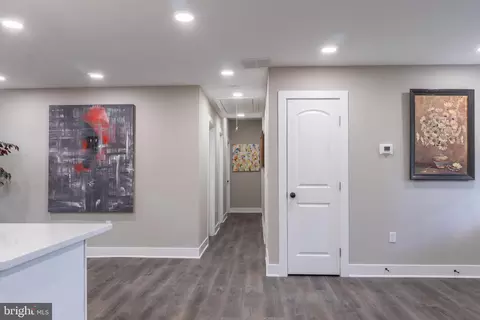 Entry Way - 9208 Lanham Severn Rd, Lanham, MD 20706 photo 4 of 6