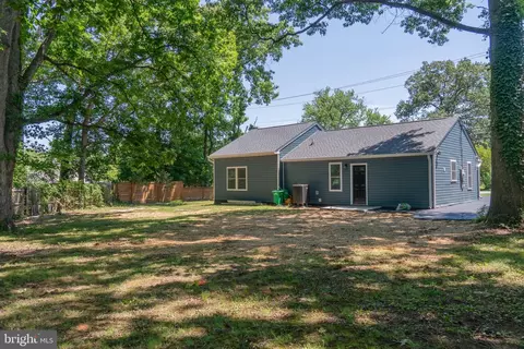 Exterior - 9208 Lanham Severn Rd, Lanham, MD 20706 photo 4 of 4