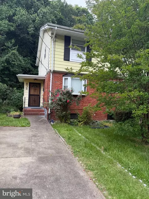 838 Booker Dr, Capitol Heights, MD 20743