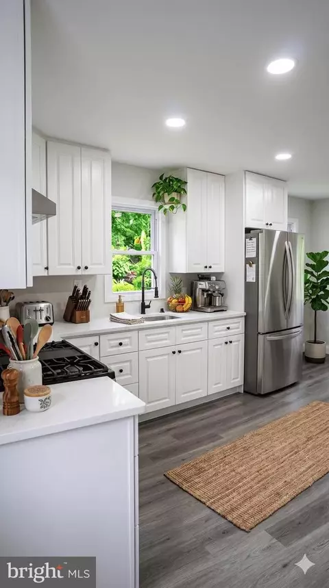 Kitchen - 6308 Barrs Ln, Lanham, MD 20706 photo 3 of 3