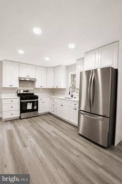 Kitchen - 6308 Barrs Ln, Lanham, MD 20706 photo 2 of 3