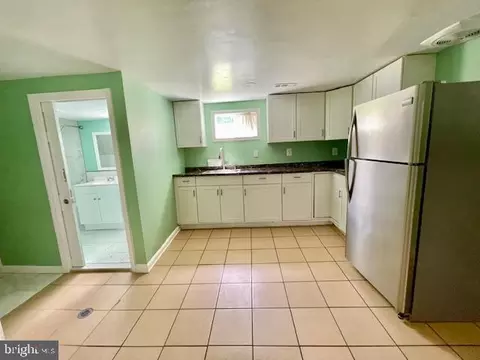 Kitchen - 5502 Belva Pl, Lanham, MD 20706 photo 9 of 9