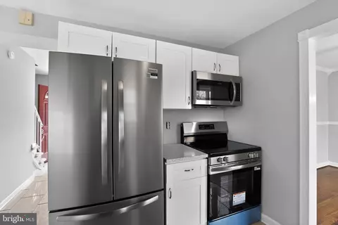 Kitchen - 6504 Walker Branch Dr, Laurel, MD 20707 photo 1 of 2