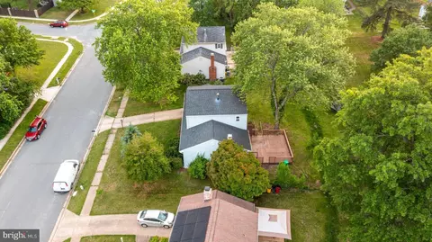 View/Area - 6504 Walker Branch Dr, Laurel, MD 20707 photo 3 of 5