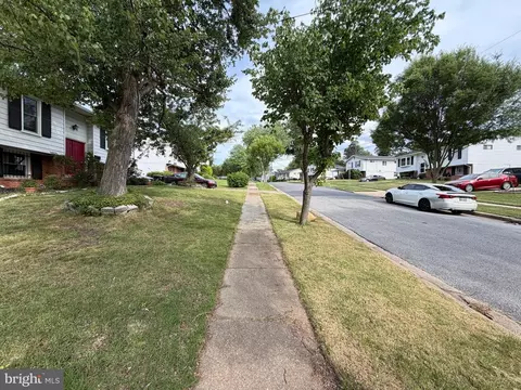 View/Area - 4231 Kinmount Rd, Lanham, MD 20706 photo 1 of 1