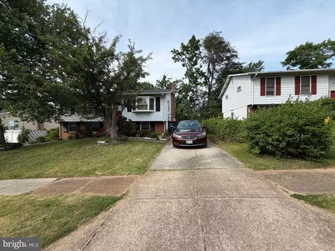 Exterior - 4231 Kinmount Rd, Lanham, MD 20706 photo 3 of 9