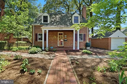 4003 Oglethorpe St, Hyattsville, MD 20782
