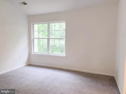 Bedroom - 15513 Kennett Square Way, Brandywine, MD 20613 photo 2 of 10