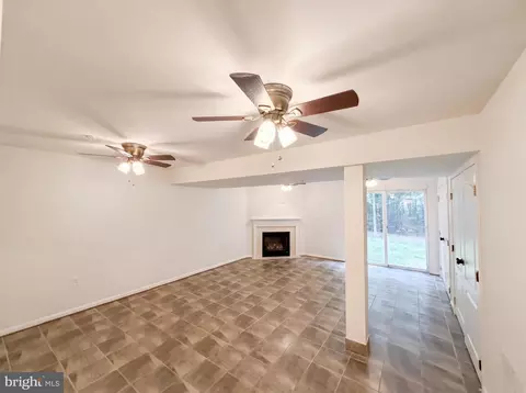 Living - 15513 Kennett Square Way, Brandywine, MD 20613 photo 6 of 9