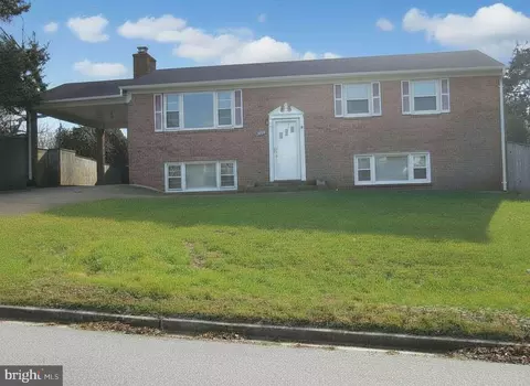 6705 Crafton Ln, Clinton, MD 20735