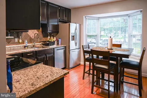 10324 Broom Ln, Lanham, MD 20706 photo 9