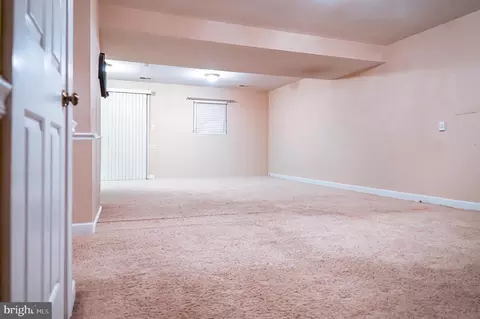 10324 Broom Ln, Lanham, MD 20706 photo 38