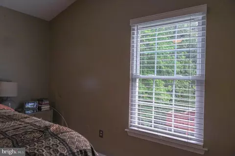 10324 Broom Ln, Lanham, MD 20706 photo 32