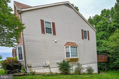 10324 Broom Ln, Lanham, MD 20706 photo 4